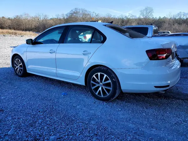 3VWB67AJ7JM208234 2018 VOLKSWAGEN JETTA - Image 2