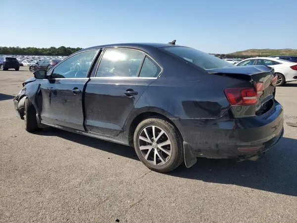 3VWB67AJ8HM200699 2017 VOLKSWAGEN JETTA - Image 2