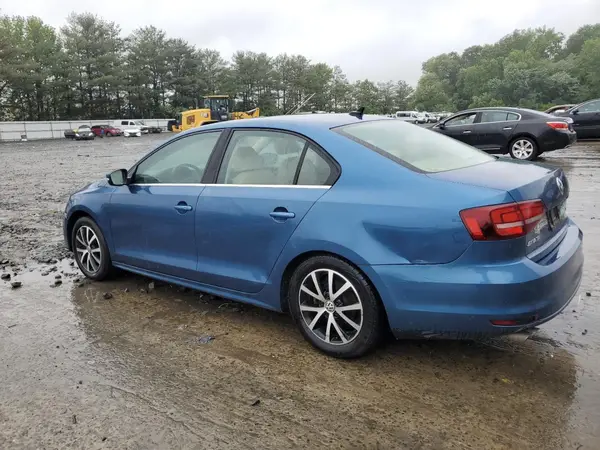 3VWB67AJ8HM274933 2017 VOLKSWAGEN JETTA - Image 2