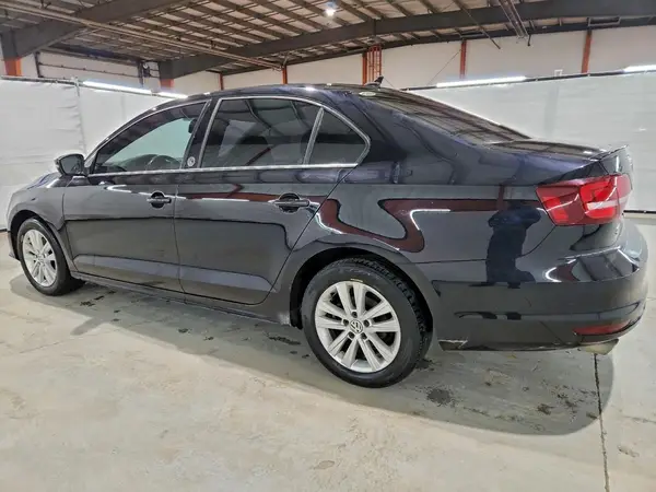 3VWB67AJ8HM286550 2017 VOLKSWAGEN JETTA - Image 2