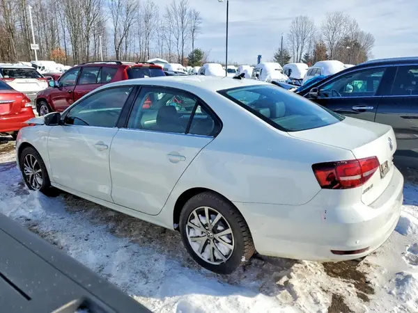 3VWB67AJ8HM295216 2017 VOLKSWAGEN JETTA - Image 2