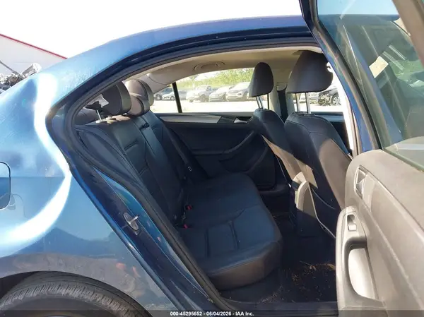 3VWB67AJ8HM361683 2017 VOLKSWAGEN JETTA - Image 8