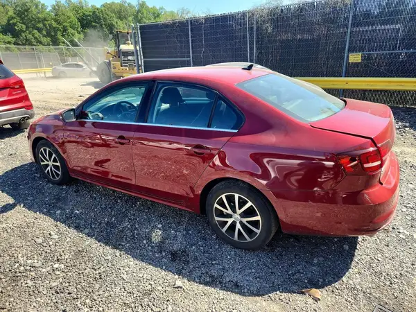3VWB67AJ8HM409926 2017 VOLKSWAGEN JETTA - Image 2