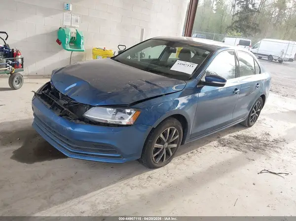 3VWB67AJ8HM411028 2017 VOLKSWAGEN JETTA - Image 2