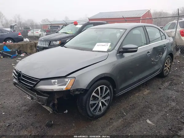 3VWB67AJ8HM413006 2017 VOLKSWAGEN JETTA - Image 2