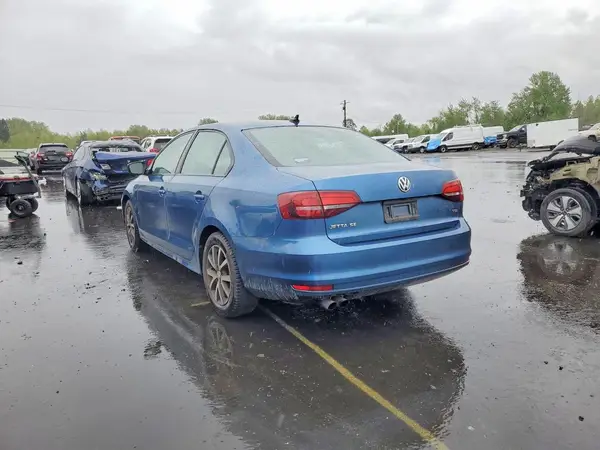 3VWB67AJ9GM397462 2016 VOLKSWAGEN JETTA - Image 2