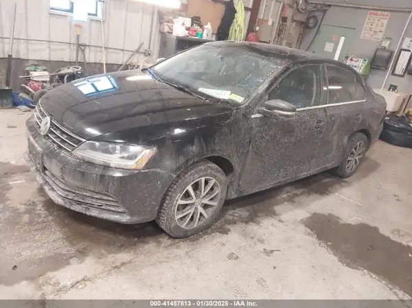 3VWB67AJ9HM205328 2017 VOLKSWAGEN JETTA - Image 2