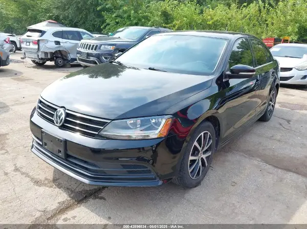 3VWB67AJ9HM262189 2017 VOLKSWAGEN JETTA - Image 2