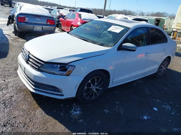 3VWB67AJ9HM290574 2017 VOLKSWAGEN JETTA - Image 2