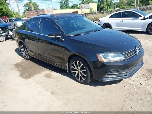 3VWB67AJ9HM314579 2017 VOLKSWAGEN JETTA - Image 1