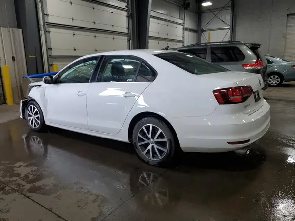 3VWB67AJ9HM380095 2017 VOLKSWAGEN JETTA - Image 2