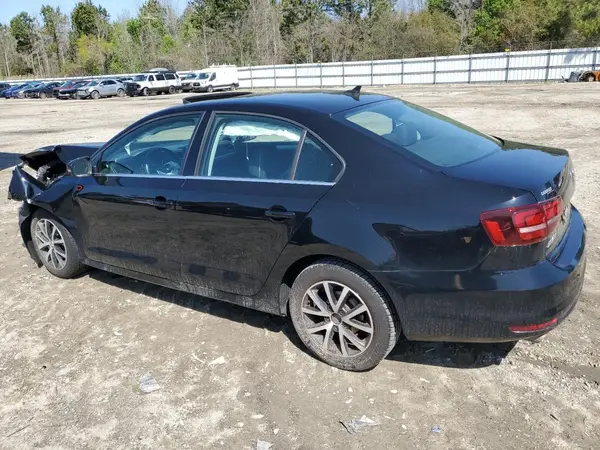 3VWB67AJ9JM218280 2018 VOLKSWAGEN JETTA - Image 2