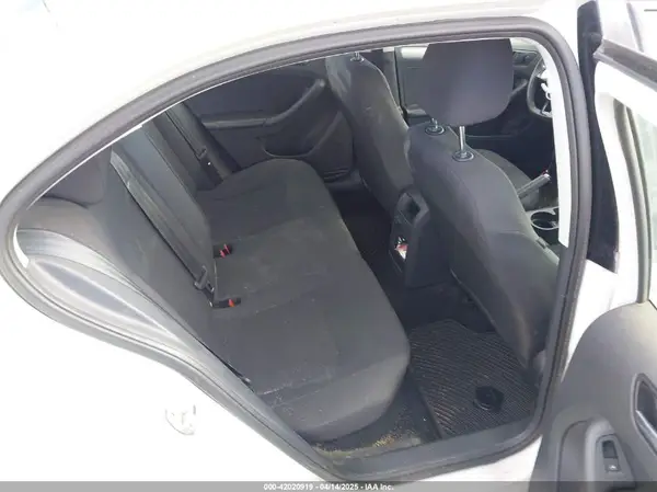 3VWB67AJXGM356418 2016 VOLKSWAGEN JETTA - Image 8