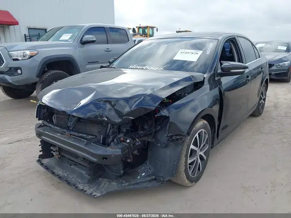 3VWB67AJXHM239410 2017 VOLKSWAGEN JETTA - Image 2