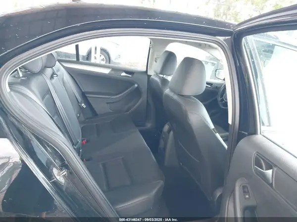 3VWB67AJXHM280782 2017 VOLKSWAGEN JETTA - Image 8