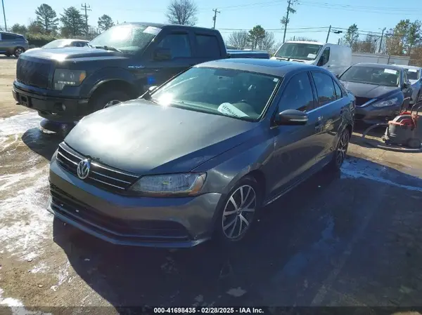 3VWB67AJXHM280992 2017 VOLKSWAGEN JETTA - Image 2