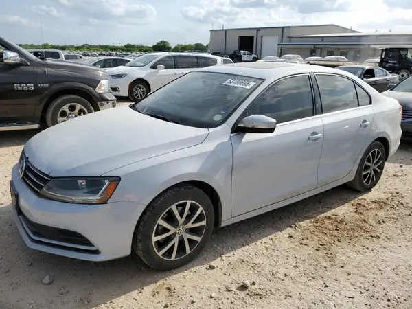 3VWB67AJXHM373849 2017 VOLKSWAGEN JETTA - Image 1