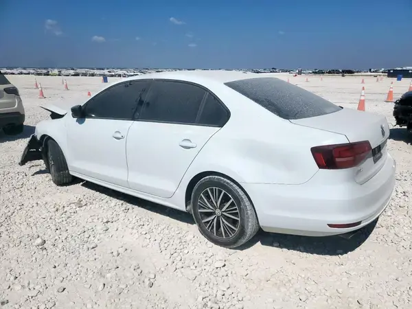 3VWB67AJXJM203433 2018 VOLKSWAGEN JETTA - Image 2
