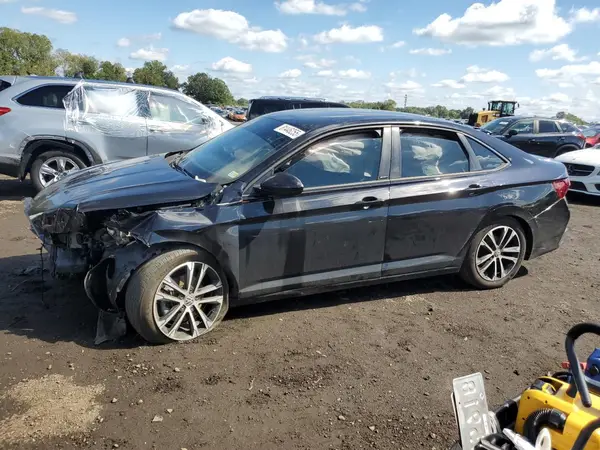 3VWBM7BU0RM083118 2024 VOLKSWAGEN JETTA - Image 1
