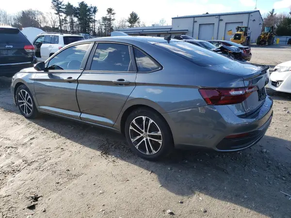 3VWBM7BU1RM065579 2024 VOLKSWAGEN JETTA - Image 2