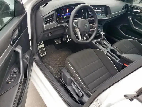 3VWBM7BU2PM024388 2023 VOLKSWAGEN JETTA - Image 8