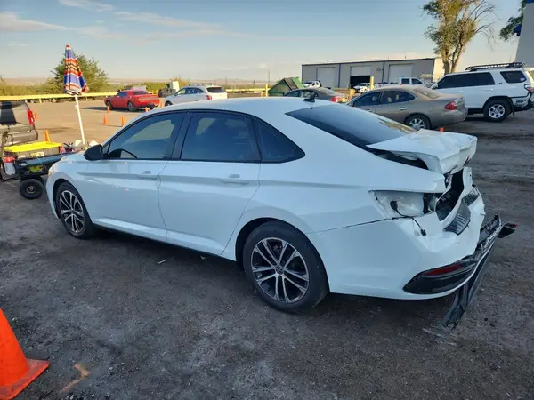 3VWBM7BU2RM036656 2024 VOLKSWAGEN JETTA - Image 2