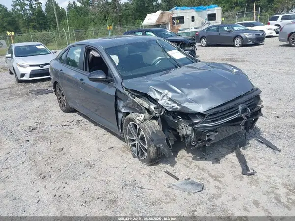 3VWBM7BU2RM052663 2024 VOLKSWAGEN JETTA - Image 1