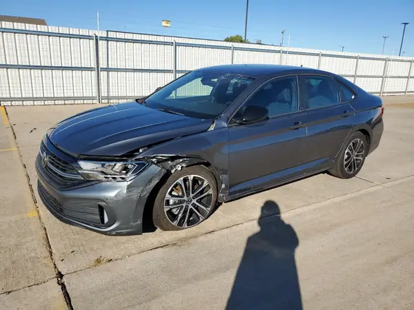 3VWBM7BU2RM061797 2024 VOLKSWAGEN JETTA - Image 1