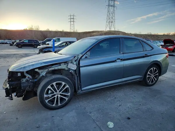 3VWBM7BU2RM083587 2024 VOLKSWAGEN JETTA - Image 1