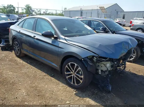 3VWBM7BU2RM084111 2024 VOLKSWAGEN JETTA - Image 1