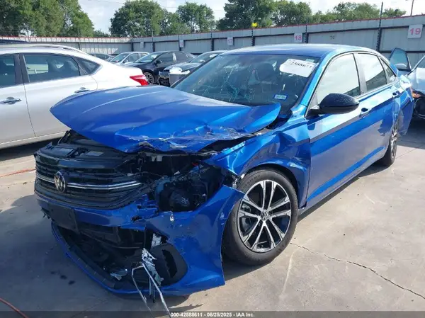 3VWBM7BU3RM083453 2024 VOLKSWAGEN JETTA - Image 2