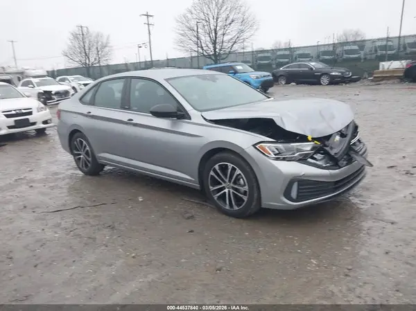 3VWBM7BU4RM056780 2024 VOLKSWAGEN JETTA - Image 1