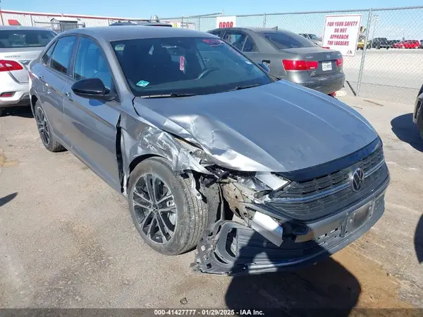 3VWBM7BU5PM016768 2023 VOLKSWAGEN JETTA - Image 1