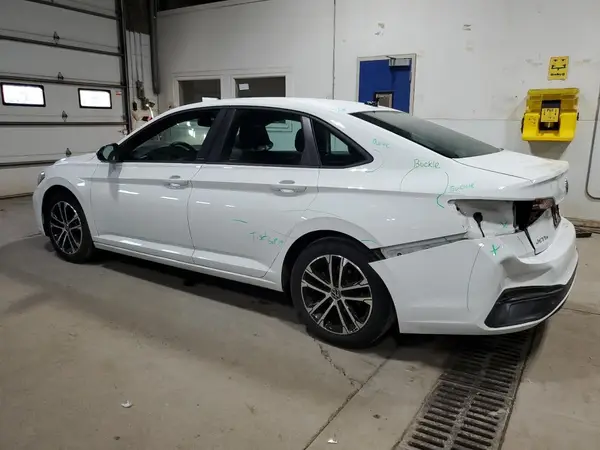 3VWBM7BU6RM010044 2024 VOLKSWAGEN JETTA - Image 2