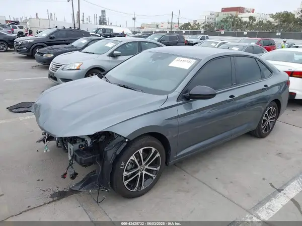 3VWBM7BU6RM034053 2024 VOLKSWAGEN JETTA - Image 2