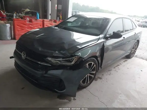3VWBM7BU6RM036756 2024 VOLKSWAGEN JETTA - Image 2