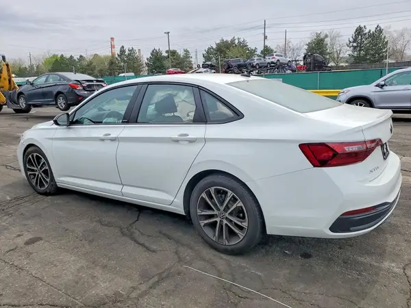 3VWBM7BU7RM029797 2024 VOLKSWAGEN JETTA - Image 2