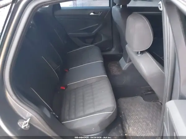 3VWBM7BU7RM060211 2024 VOLKSWAGEN JETTA - Image 8