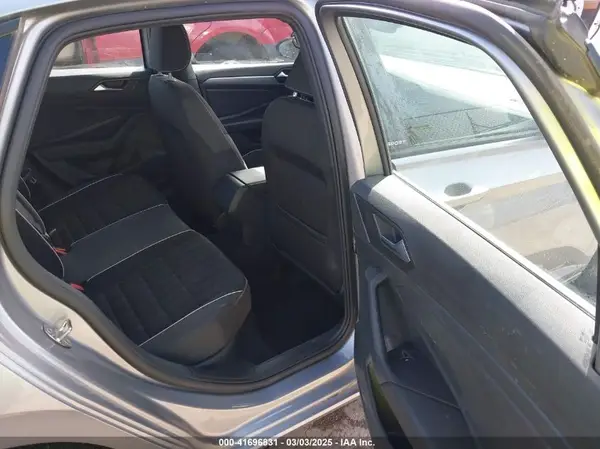 3VWBM7BU8RM027945 2024 VOLKSWAGEN JETTA - Image 8