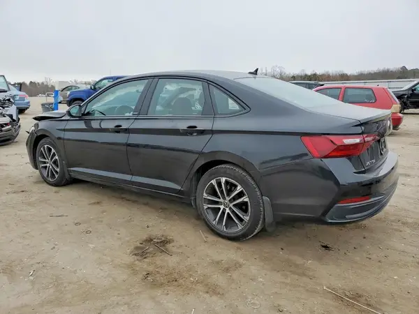 3VWBM7BU8RM050061 2024 VOLKSWAGEN JETTA - Image 2