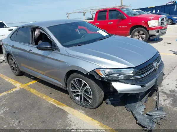 3VWBM7BUXRM073549 2024 VOLKSWAGEN JETTA - Image 1