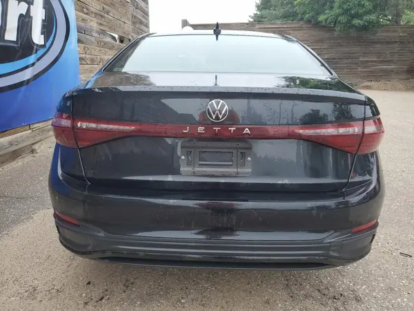 2025 VOLKSWAGEN JETTA auction photo 6