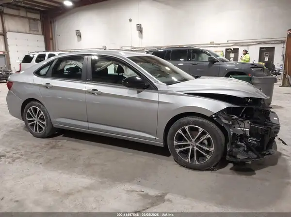 3VWBX7BU0SM100514 2025 VOLKSWAGEN JETTA - Image 1