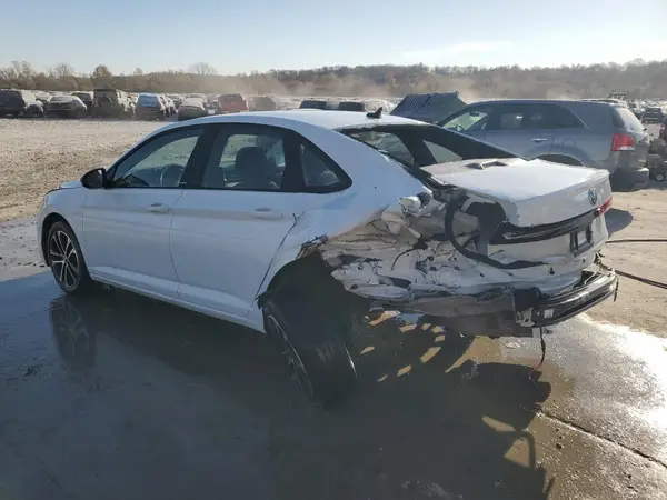 3VWBX7BU2SM049226 2025 VOLKSWAGEN JETTA - Image 2