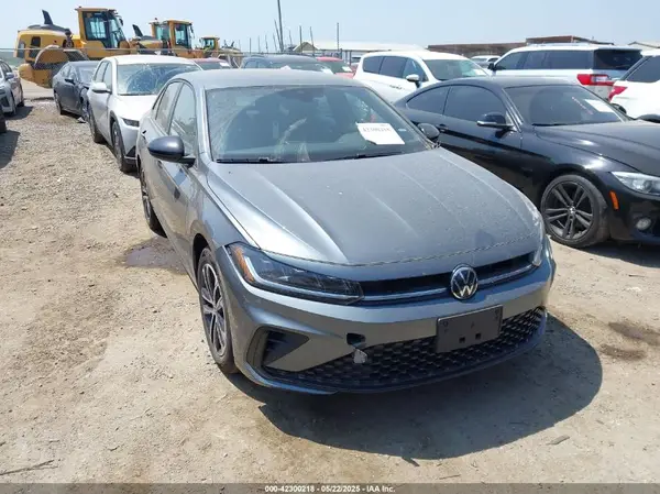 3VWBX7BU3SM052653 2025 VOLKSWAGEN JETTA - Image 1
