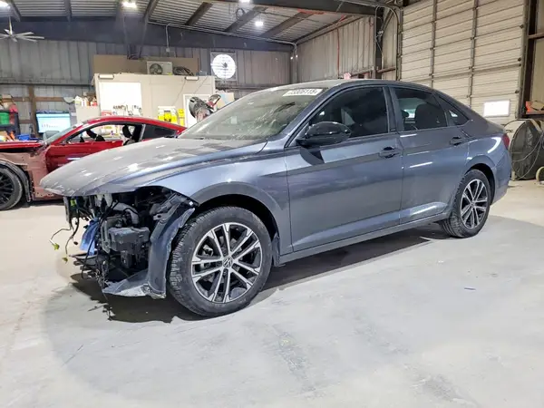 3VWBX7BU4SM016860 2025 VOLKSWAGEN JETTA - Image 1