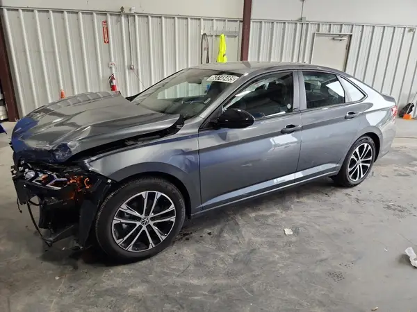 3VWBX7BU4SM052337 2025 VOLKSWAGEN JETTA - Image 1