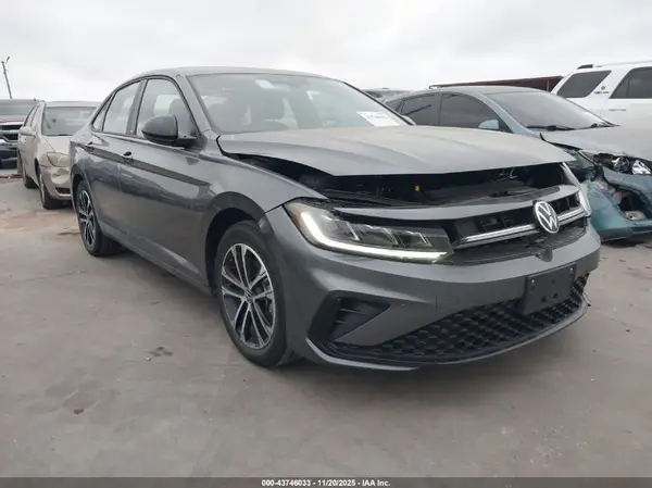 3VWBX7BU4SM058817 2025 VOLKSWAGEN JETTA - Image 1