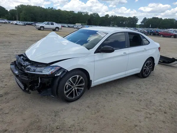 3VWBX7BU4SM069395 2025 VOLKSWAGEN JETTA - Image 1