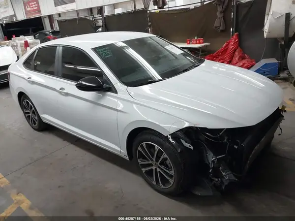 3VWBX7BU4SM096130 2025 VOLKSWAGEN JETTA - Image 1